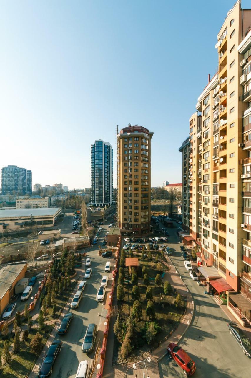 3 Комнатные Апартаменты В Центре Печерска Kiev Luaran gambar